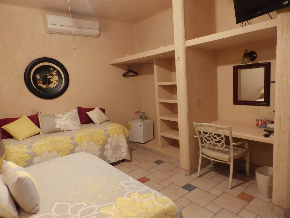 Casa Kootenay Waterfront Bnb La Paz Exterior photo